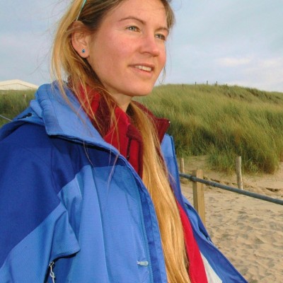 Angie van der Loos