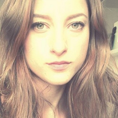 Laura van Veelen